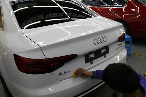 隆烁车品汽车美容 为奥迪A4L镀晶,焕发奢华光彩